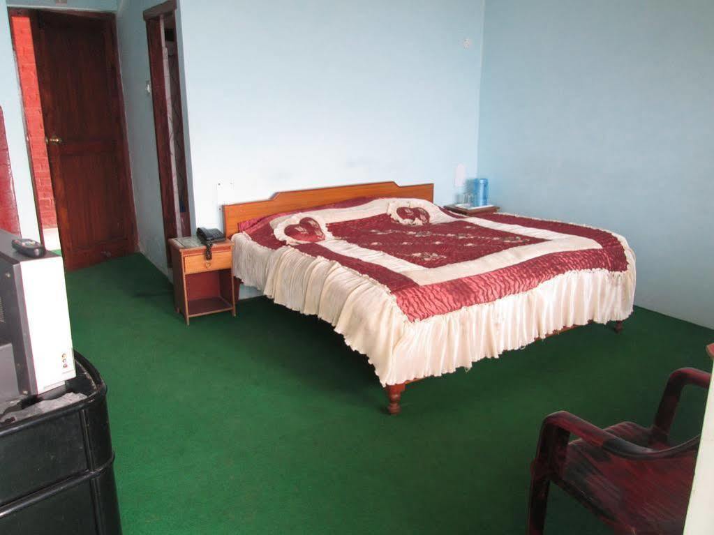 Kalawati Retreat Eco Village Resort 라닉헷 외부 사진